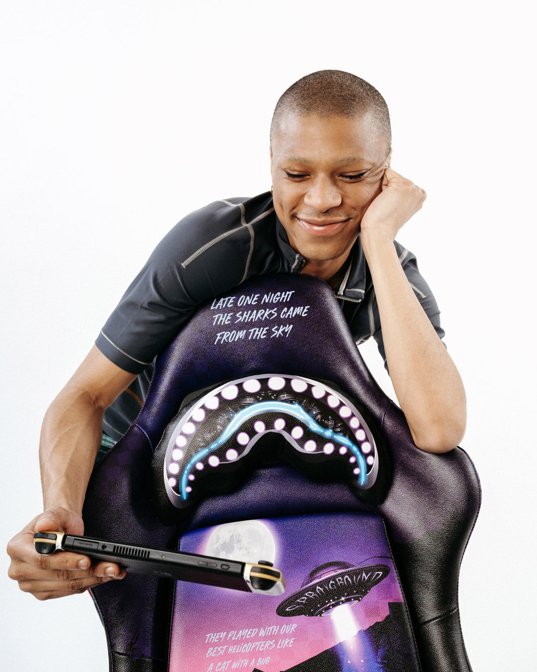 LATE ONE NIGHT GAMING CHAIR - Image 2
